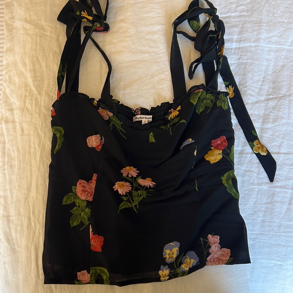 Reformation top size 4 worn once